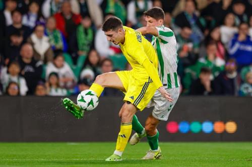 Real Betis contre HJK Helsinki
