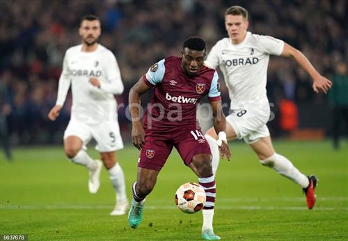 West Ham United contre Fribourg