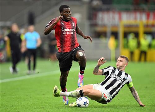 Newcastle United contre Milan AC