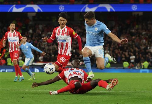 Étoile Rouge contre Manchester City