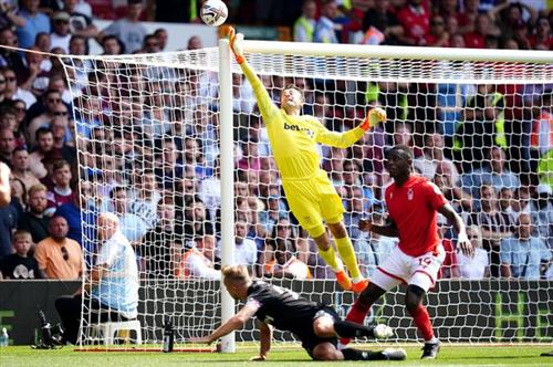 West Ham United contre Nottingham
