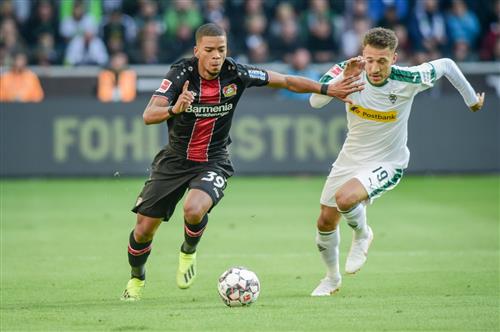 B. Grabbach contre B. Leverkusen