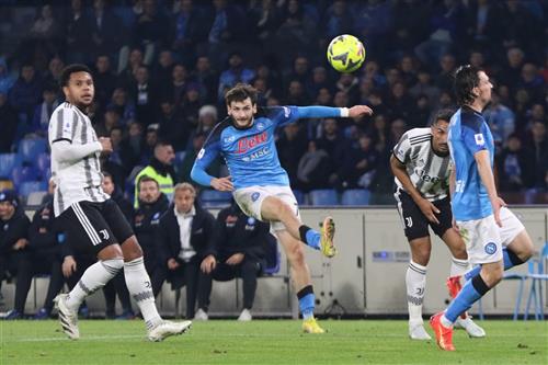 Naples contre Juventus