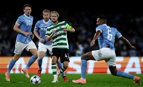 Naples contre Sporting CP