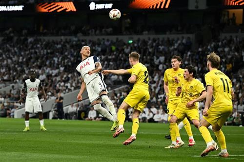 Tottenham Hotspur contre Bodo Grint
