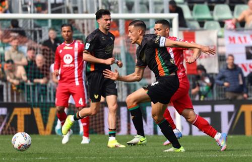 Venise contre Monza