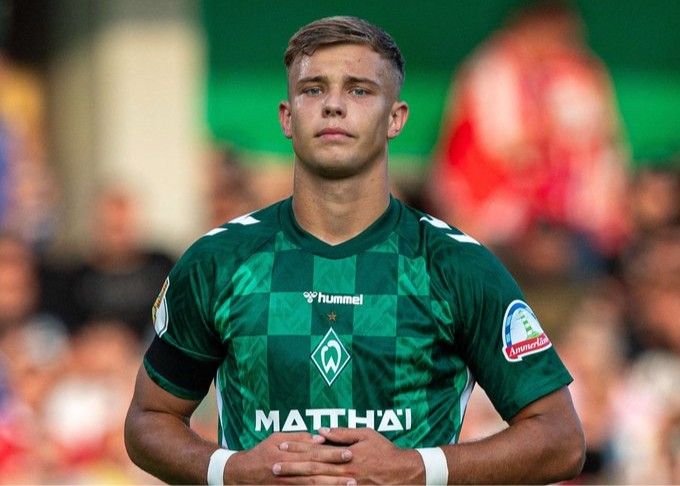 De Sky : le Borussia Mönchengladbach et Heidenheim ont l'intention de présenter le jeune attaquant du Werder Brême Top