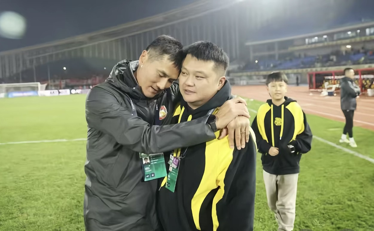 L'investisseur de la côte Ouest, Xu Shang, envoie un message à Shao Jiayi : je vous souhaite un avenir radieux et je vous reverrai comme avant.