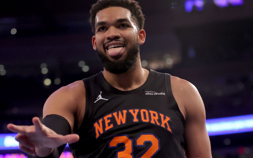 Towns a marqué 39 points et 11 rebonds. Il a marqué 31 points en première mi-temps et seulement 8 points en seconde période.