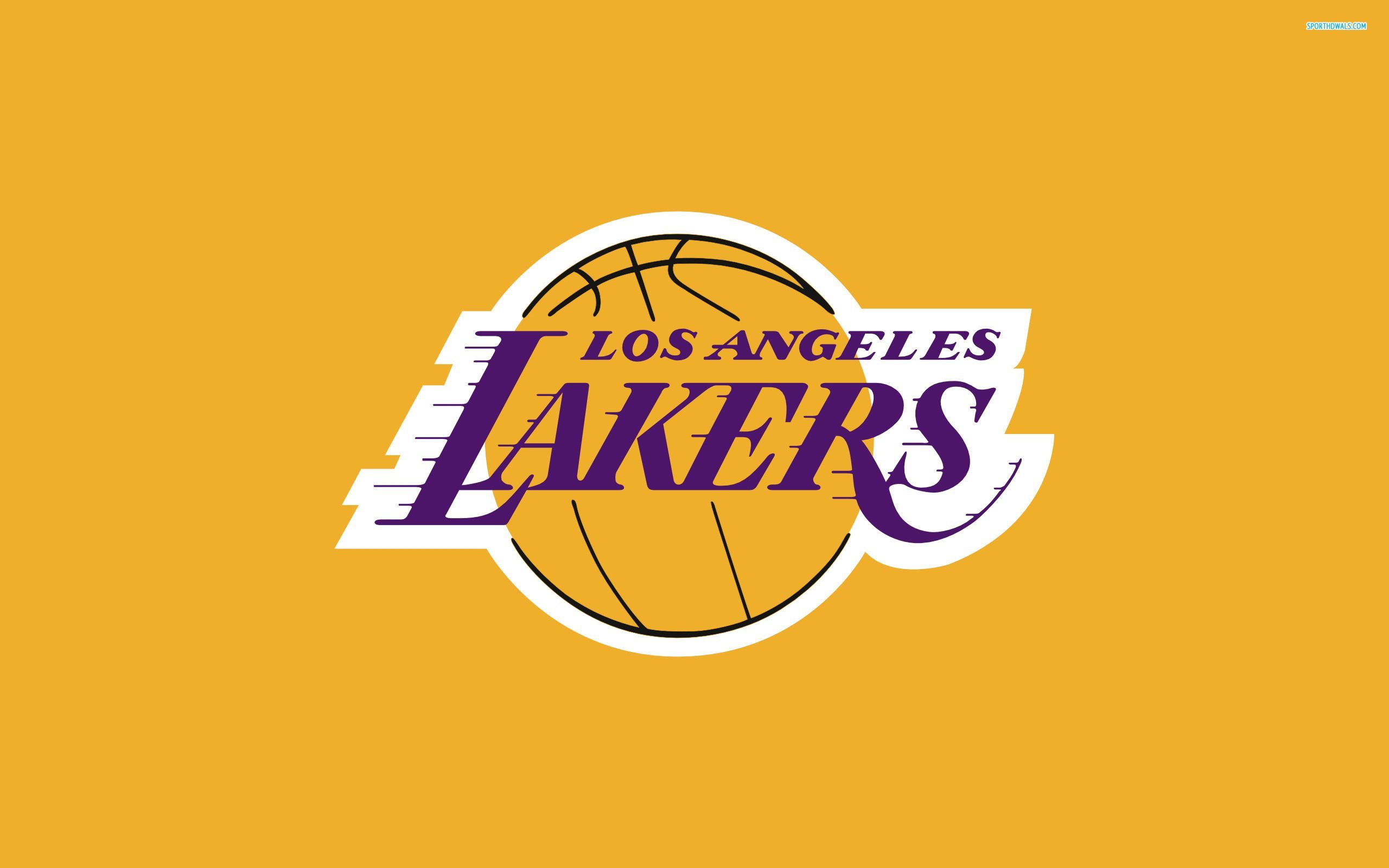 Les Lakers ont terminé la première moitié de la saison avec une fiche de 5-0, à égalité au deuxième rang de la ligue.